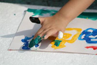 malen-finger-farbe-kinder
